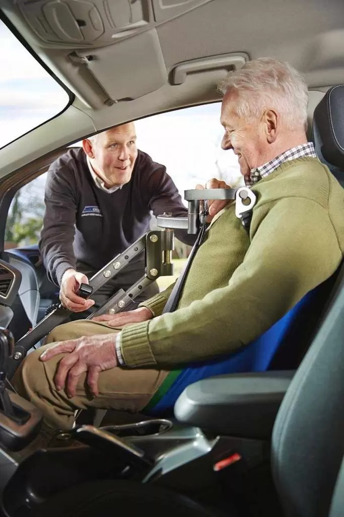 Mobility-Innovations-Person-lift